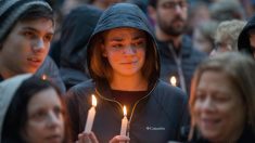 米ユダヤ教会銃撃で11人死亡、憎悪犯罪法などで容疑者訴追