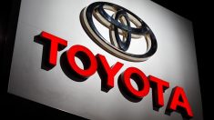 トヨタ、今期営業利益予想を2兆4000億円に上方修正　為替の影響などで