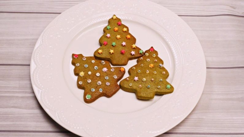 【レシピ動画】わくわく抹茶型抜きクッキーで可愛いクリスマスツリー